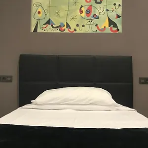 https://hostal-eden-barcelona.catalonia-hotels.com